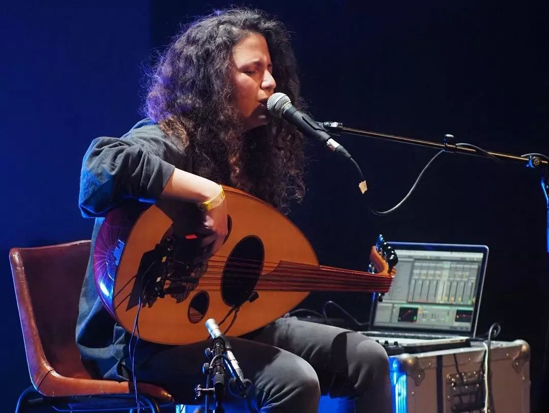 Youmna Saba, Akwan (des univers)